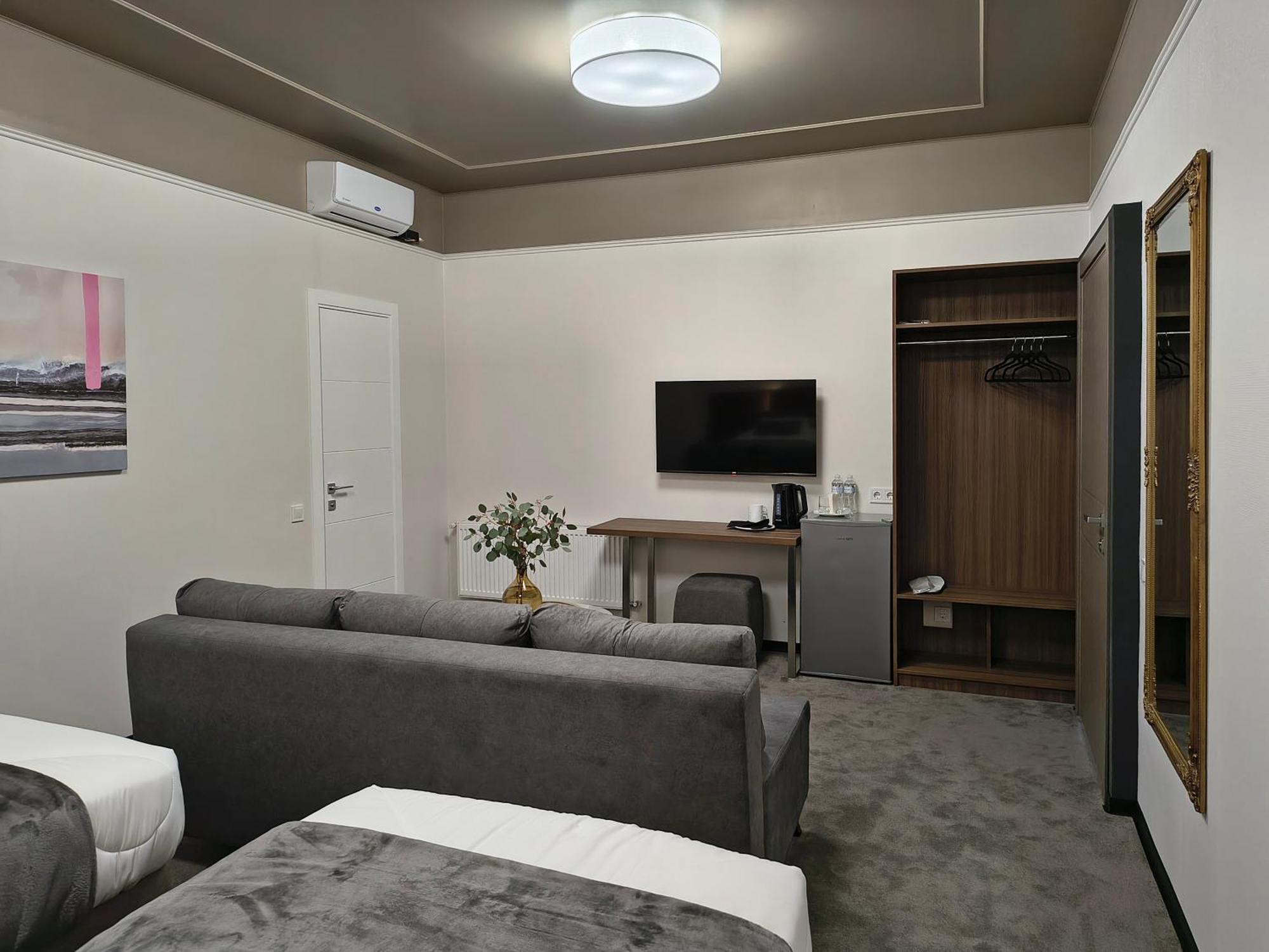 Mini Hotel On Brovarskaya Brovary Eksteriør bilde