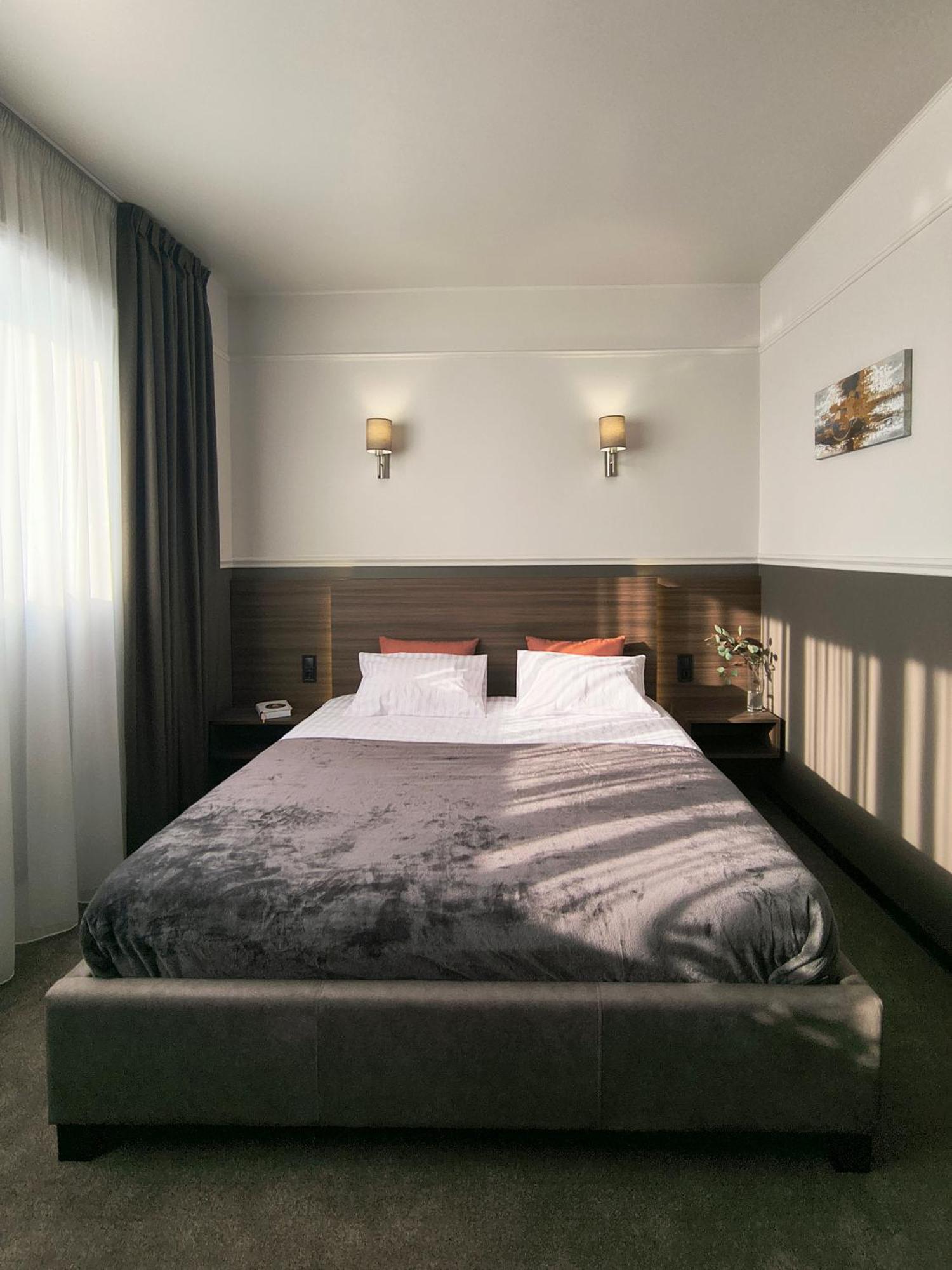 Mini Hotel On Brovarskaya Brovary Eksteriør bilde