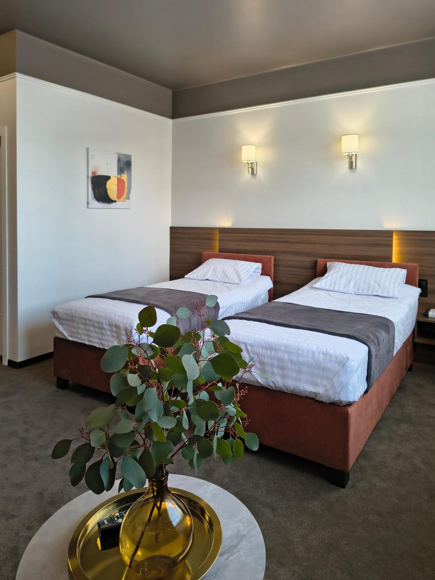 Mini Hotel On Brovarskaya Brovary Eksteriør bilde