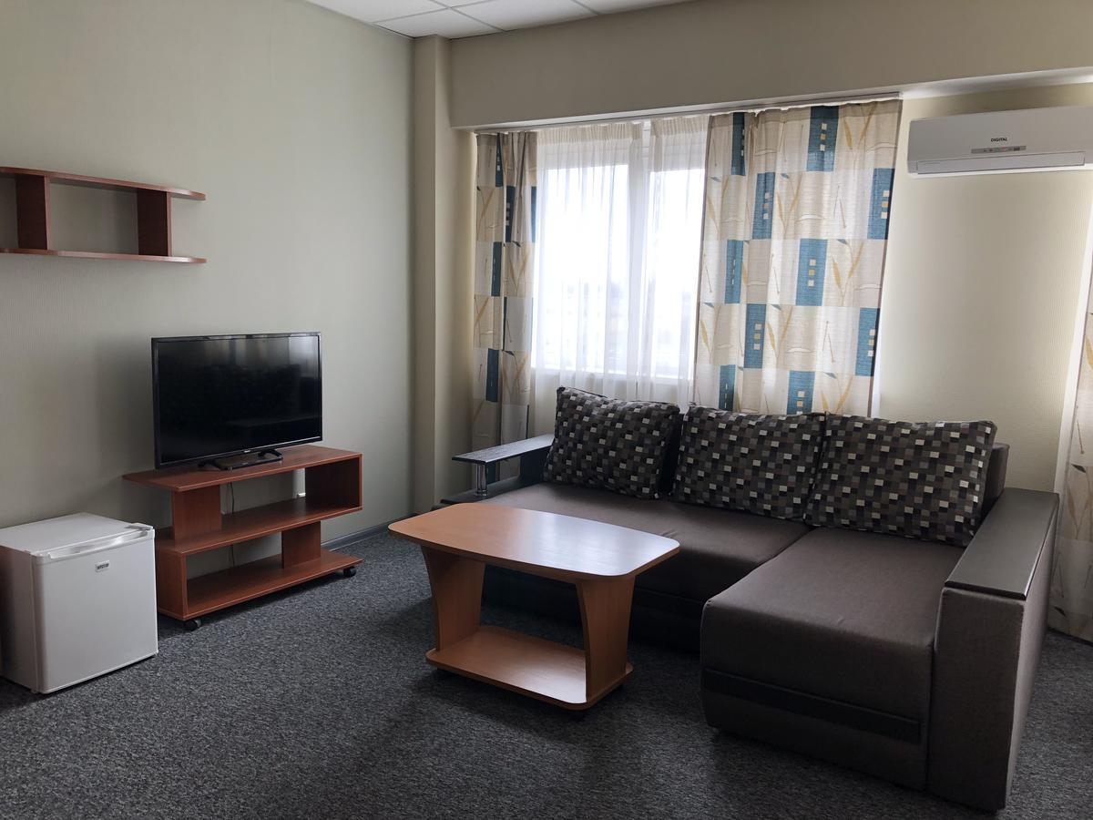 Mini Hotel On Brovarskaya Brovary Eksteriør bilde