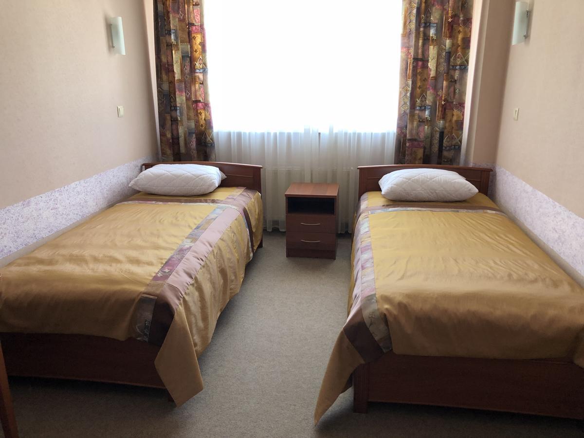 Mini Hotel On Brovarskaya Brovary Eksteriør bilde