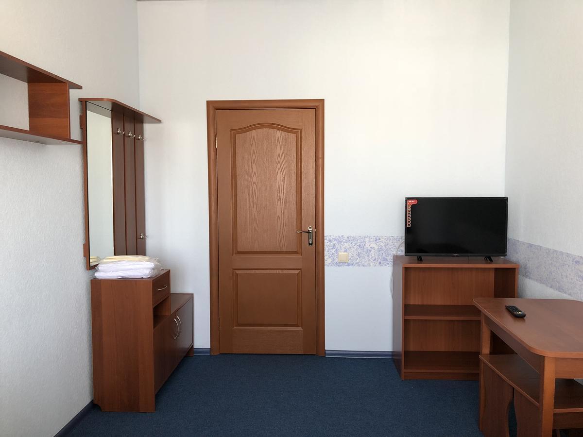 Mini Hotel On Brovarskaya Brovary Eksteriør bilde