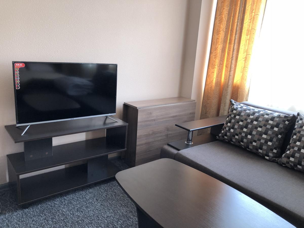 Mini Hotel On Brovarskaya Brovary Eksteriør bilde