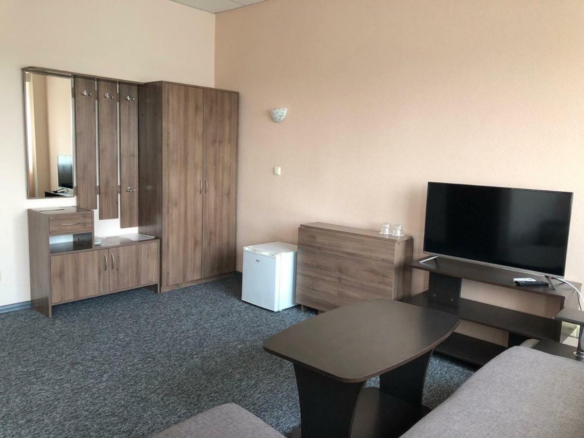 Mini Hotel On Brovarskaya Brovary Eksteriør bilde